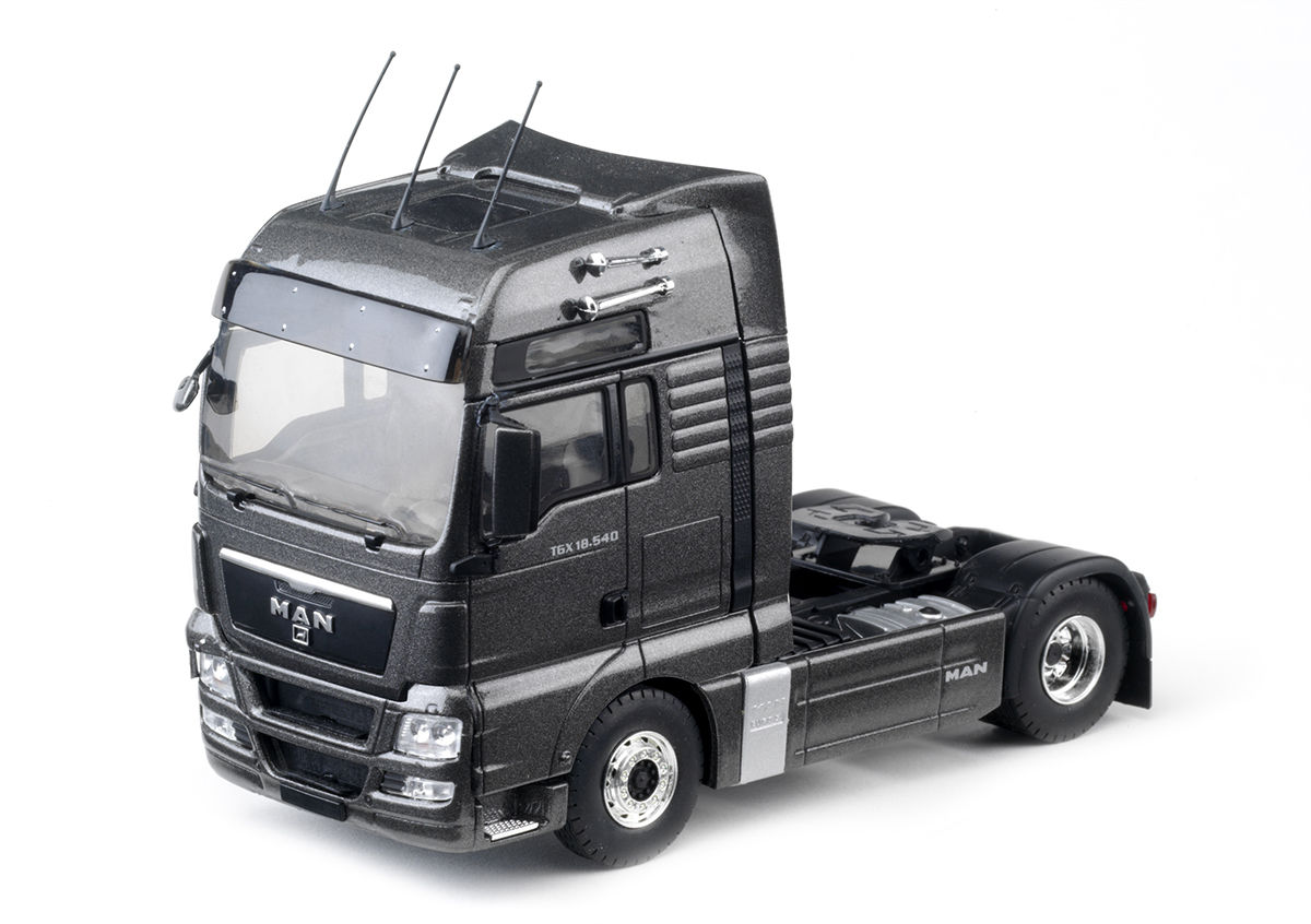 Voitures, camions et fourgons miniatures Eligor MAN