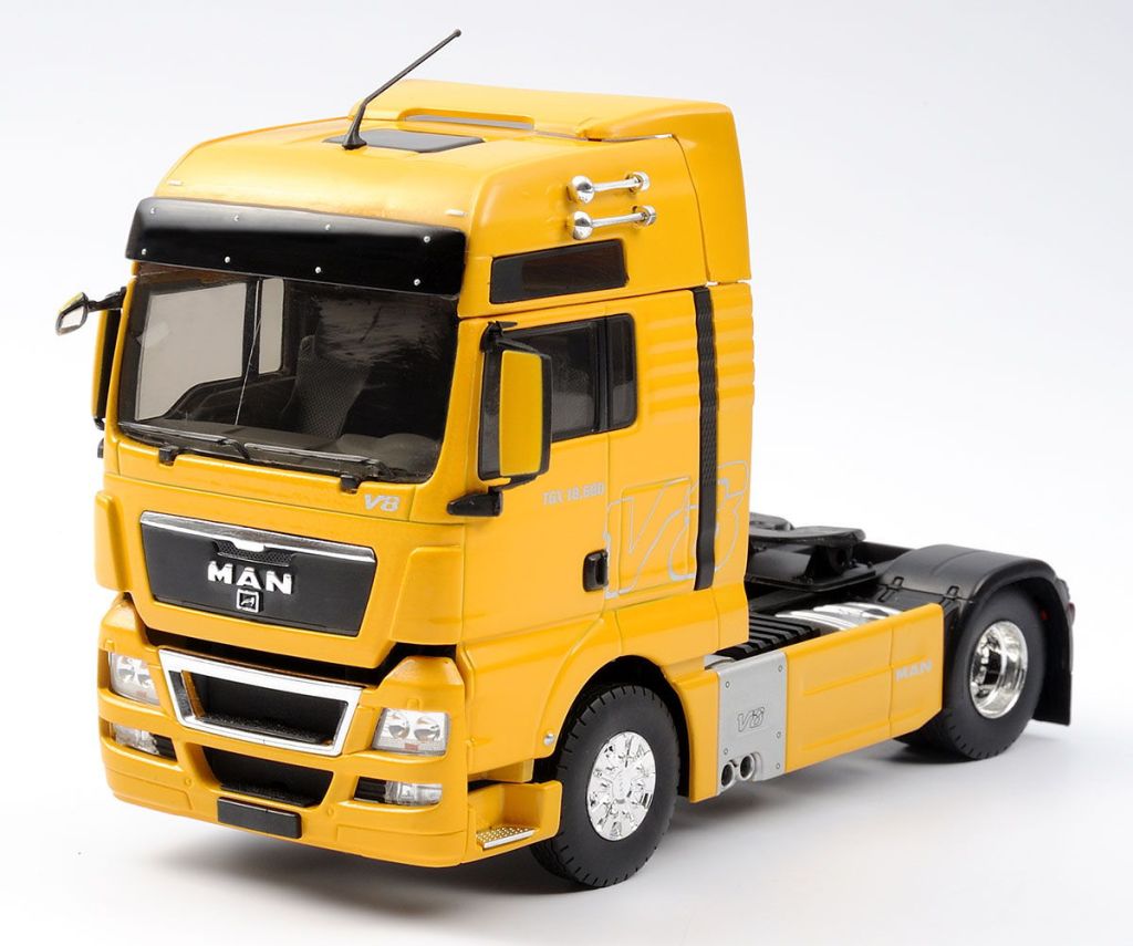 Camion Miniature ELIGOR 1/43 - MAN TGX 19.546 Toit Haut Gris Métal (GC2747 / 113637)