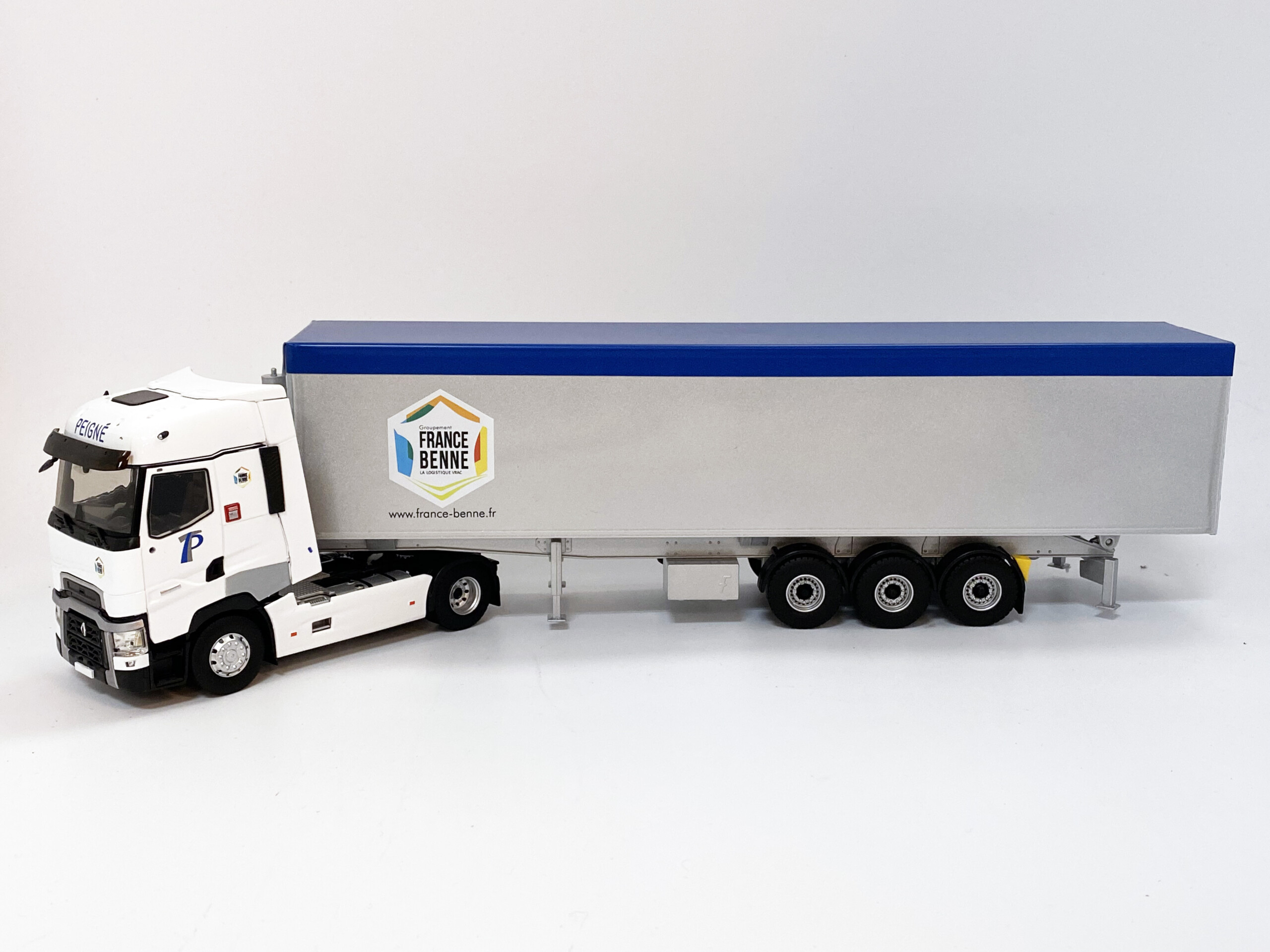 Camion remorque benne céréalière, 2 annonces de camion remorque benne