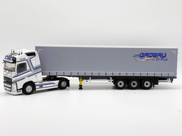 volvo-fh4-globe-xl-remorque-tautliner-gadeau-izernore